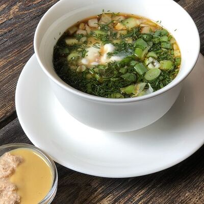 Окрошка с говядиной в Пельмэн по цене 260 ₽