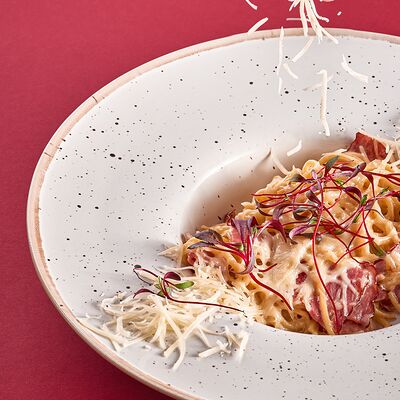 Паста Карбонара классическая в Конор по цене 560 ₽