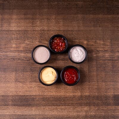 Соус Чесночный в Гриль Бар Понеслось по цене 100 ₽