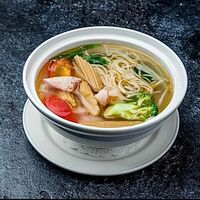 Суп из морепродуктов с лапшой в Asia