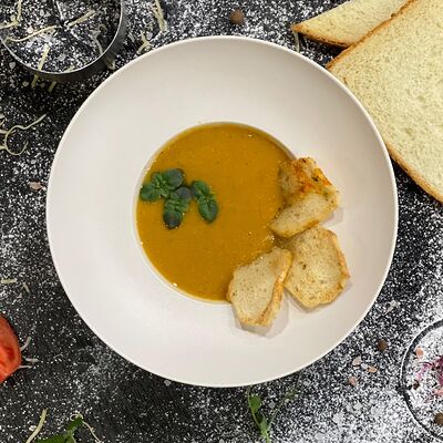 Крем-суп Чечевичный в Cake bakery по цене 365 ₽