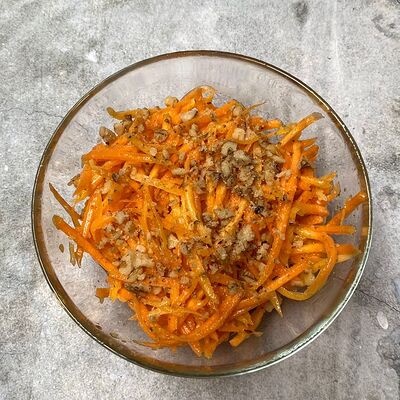 Морковный с орехами в Рестомаркет Китчен по цене 90 ₽