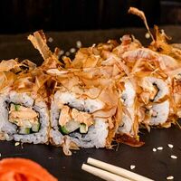 Ролл Спайси в Лабиринт