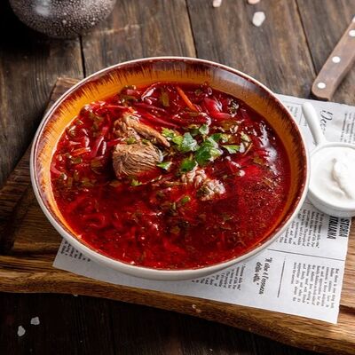 Борщ из говядины в Шашлык Хаус GRILL&PIZZA по цене 490 ₽