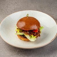 Шеф бургер с ребрами в Бар с едой Пороселло