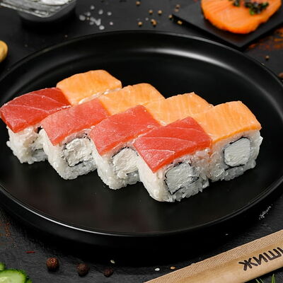 Тунец-лосось в Жиши суши по цене 654 ₽