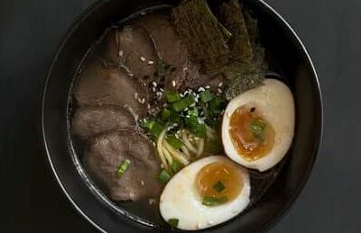 Рамен с говядиной в Papaya по цене 708 ₽