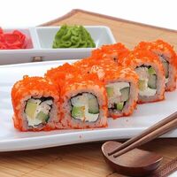 Ролл Калифорния с крабом в Sushiwoker