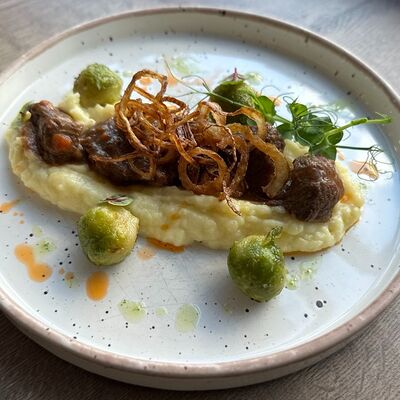 Щёчки демиглас в Траттория моне по цене 1150 ₽