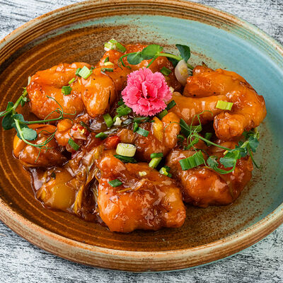 Жареные креветки под сливово-медовым соусом в Маруми по цене 29 р.