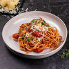 Спагетти Помадоро с молодой моцареллой в Refettorio по цене 750