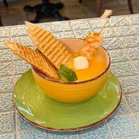 Крем-суп морковный с креветками в Iris