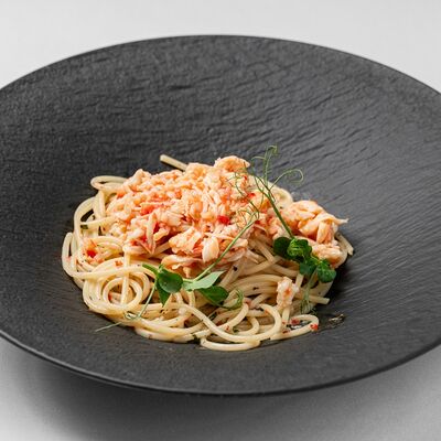 Спагетти Альо Ольо с крабом в Castor'ka по цене 1900 ₽