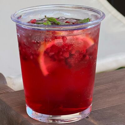 Лимонад малина-марципан в Coffee Way по цене 449 ₽