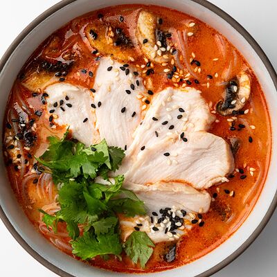 Том ям с куриным филе в Базар по цене 420 ₽