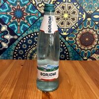 Газированная вода Borjomi в Чайхона Айва