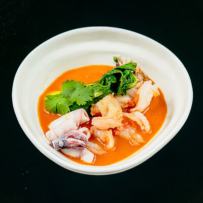 Том ям в Mr. Lee по цене 1500 ₽