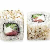 Ролл Филадельфия спешл в Sushi Outlet