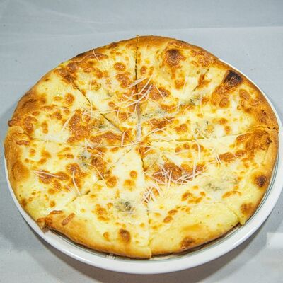 Пицца Сырная в Дубай по цене 1111 ₽