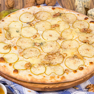 Пицца с грушей в Луиджи & Тосё по цене 319