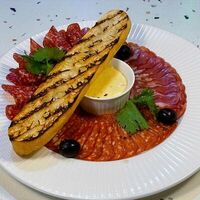 Мясное ассорти в Герой арена