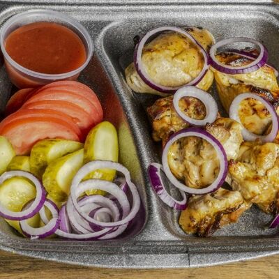 Шашлык бокс Курица гриль в GRILL & SUSHIMASTER - ГРИЛЬ и СУШИ МАСТЕР по цене 449