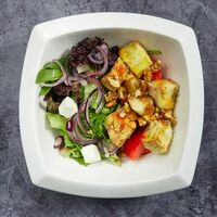 Хрустящие баклажаны со спелыми помидорами в Остерия Il Massimo