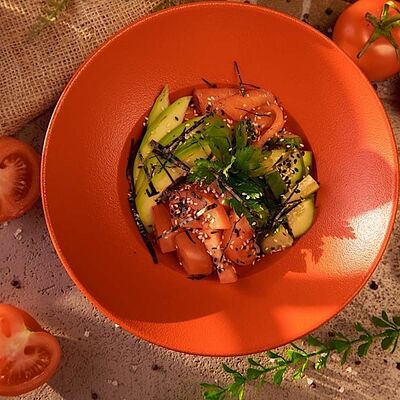 Поке с лососем в Рестобар Ферум по цене 390