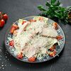 Цезарь с курицей в Lion Pizza по цене 490
