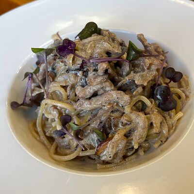 Паста со свининой, грибами и перечным соусом стандартв PastaBar по цене 25 р.