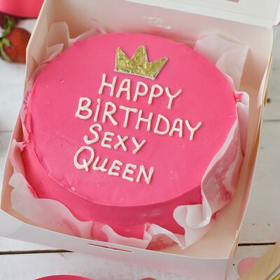 Бенто-торт Happy birthday queenв Делаем сладко по цене 2370 ₽