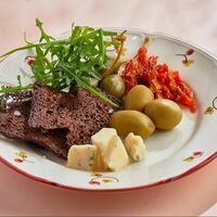 Антипасти на персону в Пшеница