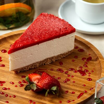 Чизкейк Клубничный в Crazy Brothers по цене 299 ₽