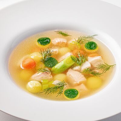 Консоме с рыбой и овощами в Romano по цене 1600 ₽