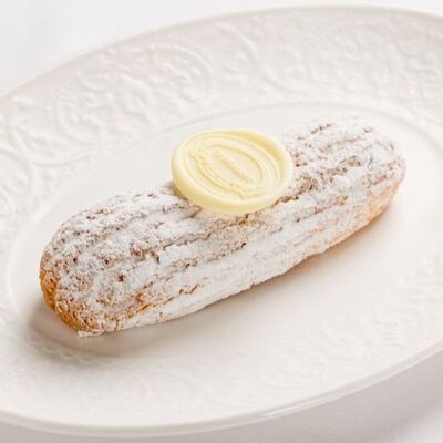 Эклер ванильный в Dr. Живаго по цене 450 ₽