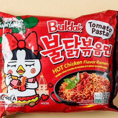 Лапша со вкусом острой курицы и кимчи в Lee's Food по цене 349