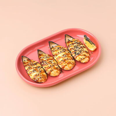 Мидии в сырно-чесночном соусе в Foodgarden по цене 559 ₽