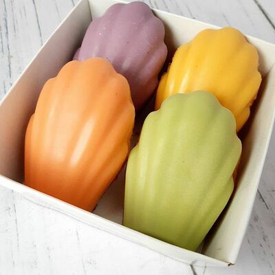 Пирожные Мадлен мини-4 в Премиум торт по цене 1100 ₽