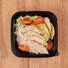Салат Цезарь с курицей ланч в Максилэнд по цене 260