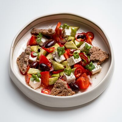 Янд. Греческий салат с оливками каламата и каперсами в NoSugar bakery по цене 1105 ₽