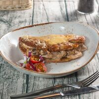 Драник с жюльеном из куриного филе в Молли Айленд