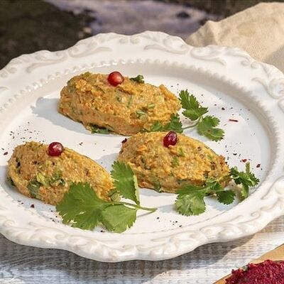 Пхали из цукини и моркови в Хочу Пури по цене 350 ₽