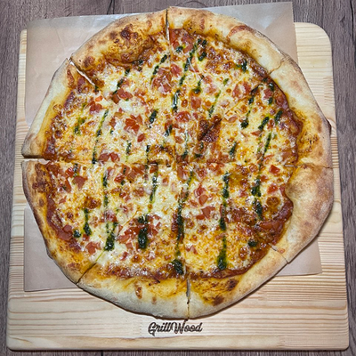 Пицца Маргарита 30 см в Grillwood по цене 750 ₽