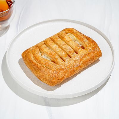 Слойка Ветчина и сыр в Магбургер & Братья Караваевы по цене 155