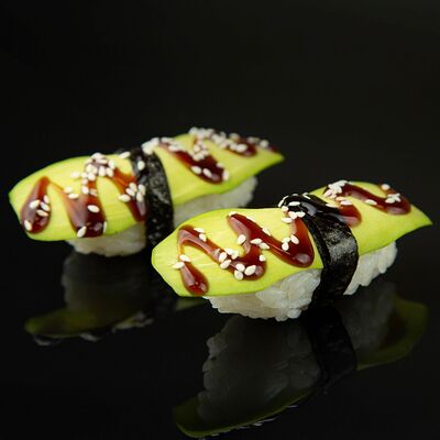 Суши prod by. Авокадо в The Rolling Rolls по цене 550 ₽