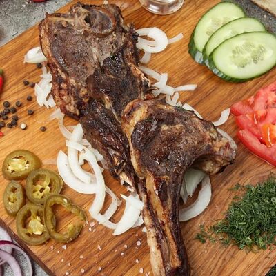 Корейка баранья в Алтын Кафе по цене 950 ₽