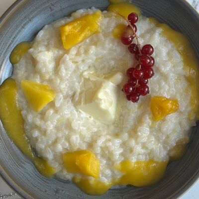 Рисовая каша с манго в Crystal по цене 230 ₽