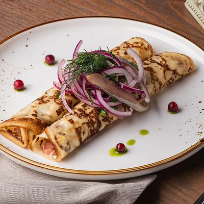 Блины с сельдью в Старый город по цене 550 ₽