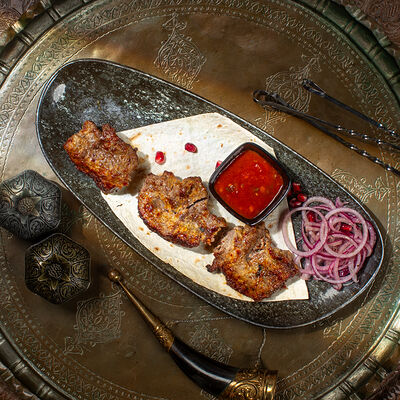 Шашлык из филе баранины в Гранат по цене 1342 ₽