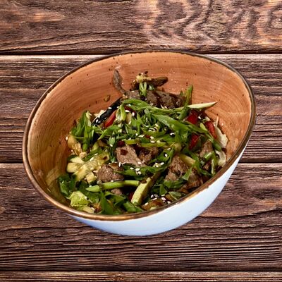 Теплый салат «Тайский» в Фрегата Латина по цене 840 ₽